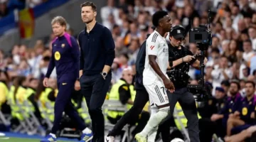 صراع داخل ريال مدريد بين ألونسو وفينيسيوس يؤثر على أداء الفريق